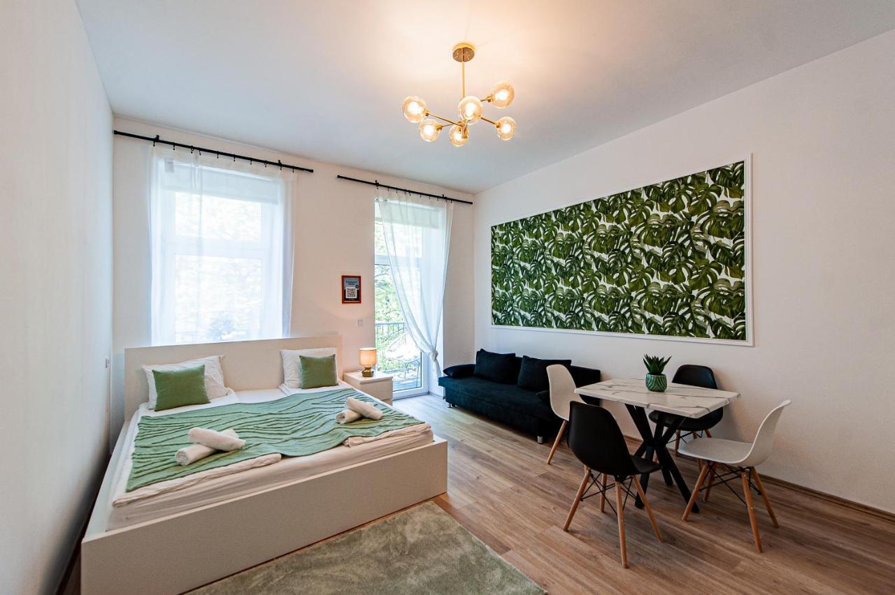 My City Apartment- Vienna Jungle Room Екстер'єр фото